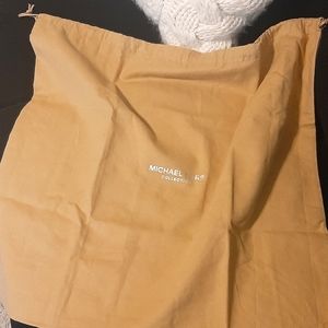XL Michael Kors Collectuon Dustbag